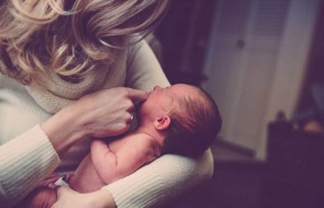 10 Ways to Make Sure You Have a Healthy Bond with Your Baby