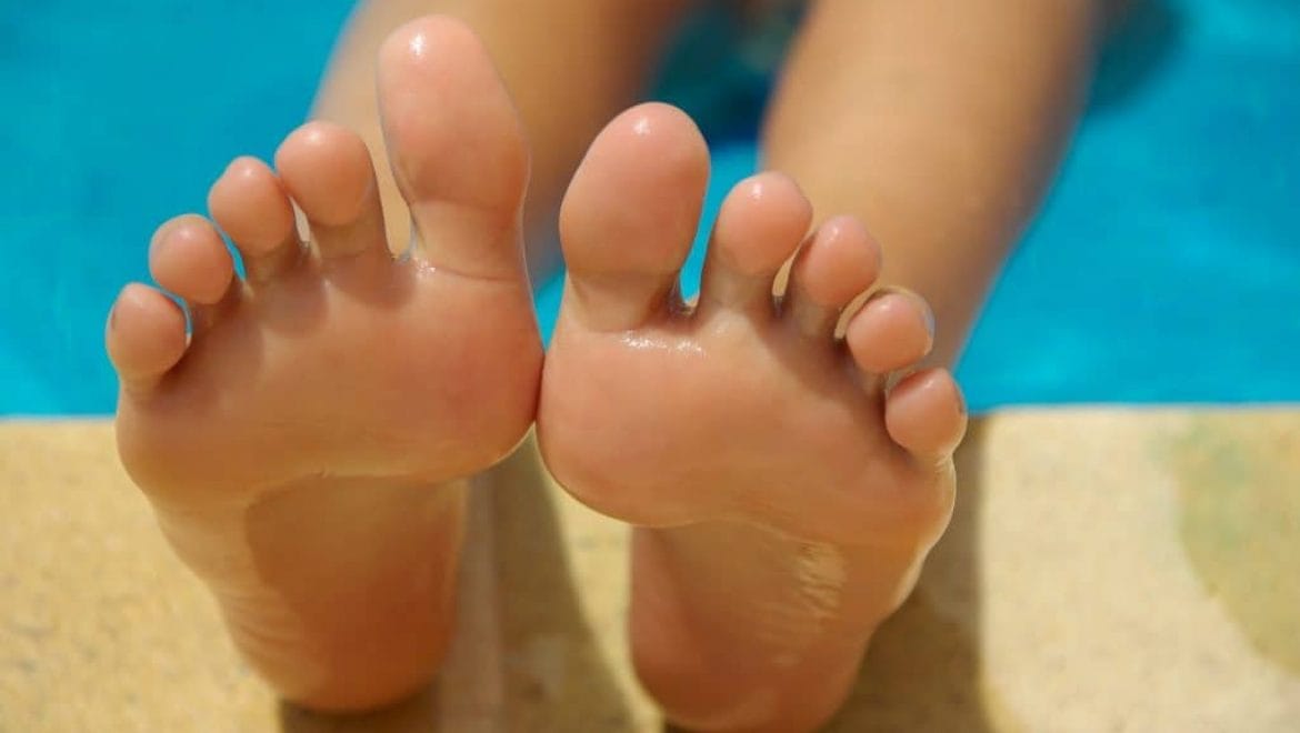 Toenails Falling Off Pregnancy – A Detailed Guide!