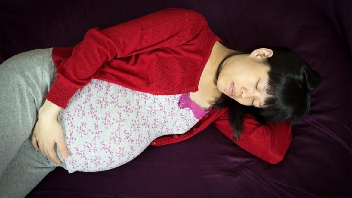 8 Easy Ways to Help You Sleep Better in Pregnancy